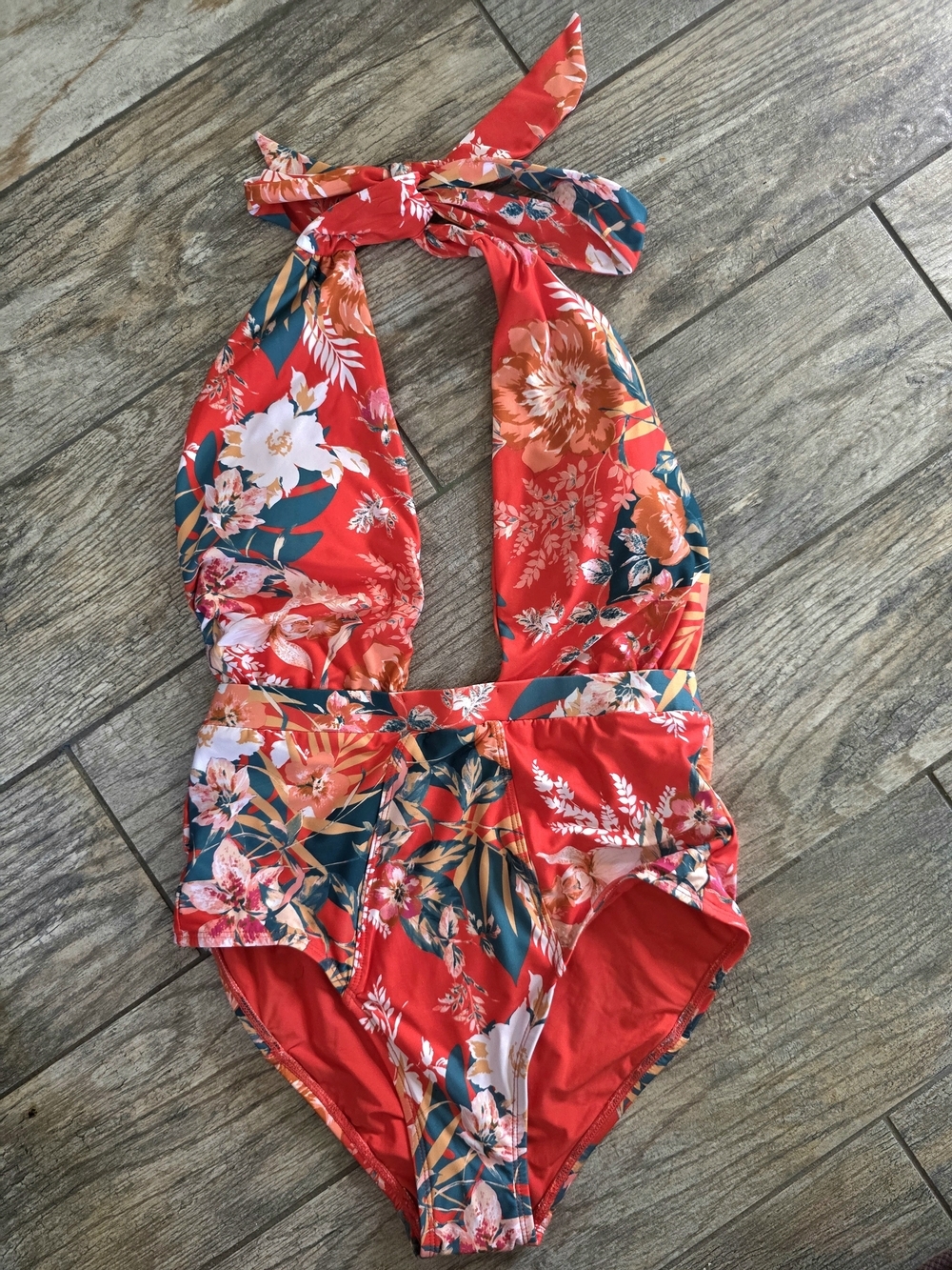 Nwot Modcloth Bethany Red Floral Halter One-Piece Swimsuit Sz Small